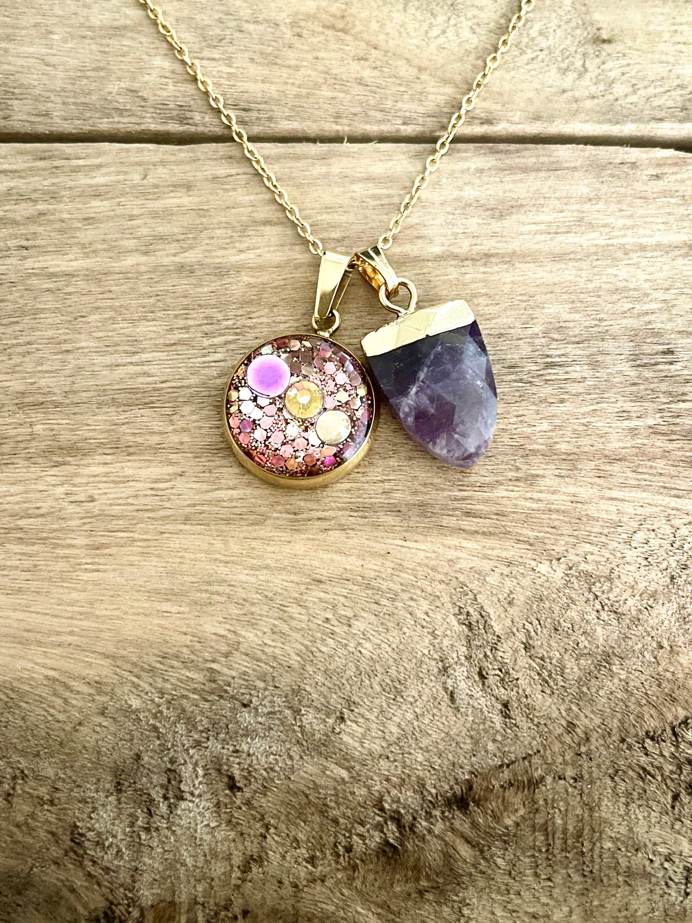 Collier simple doré AMETHYSTE Déblocage du 3ème oeil