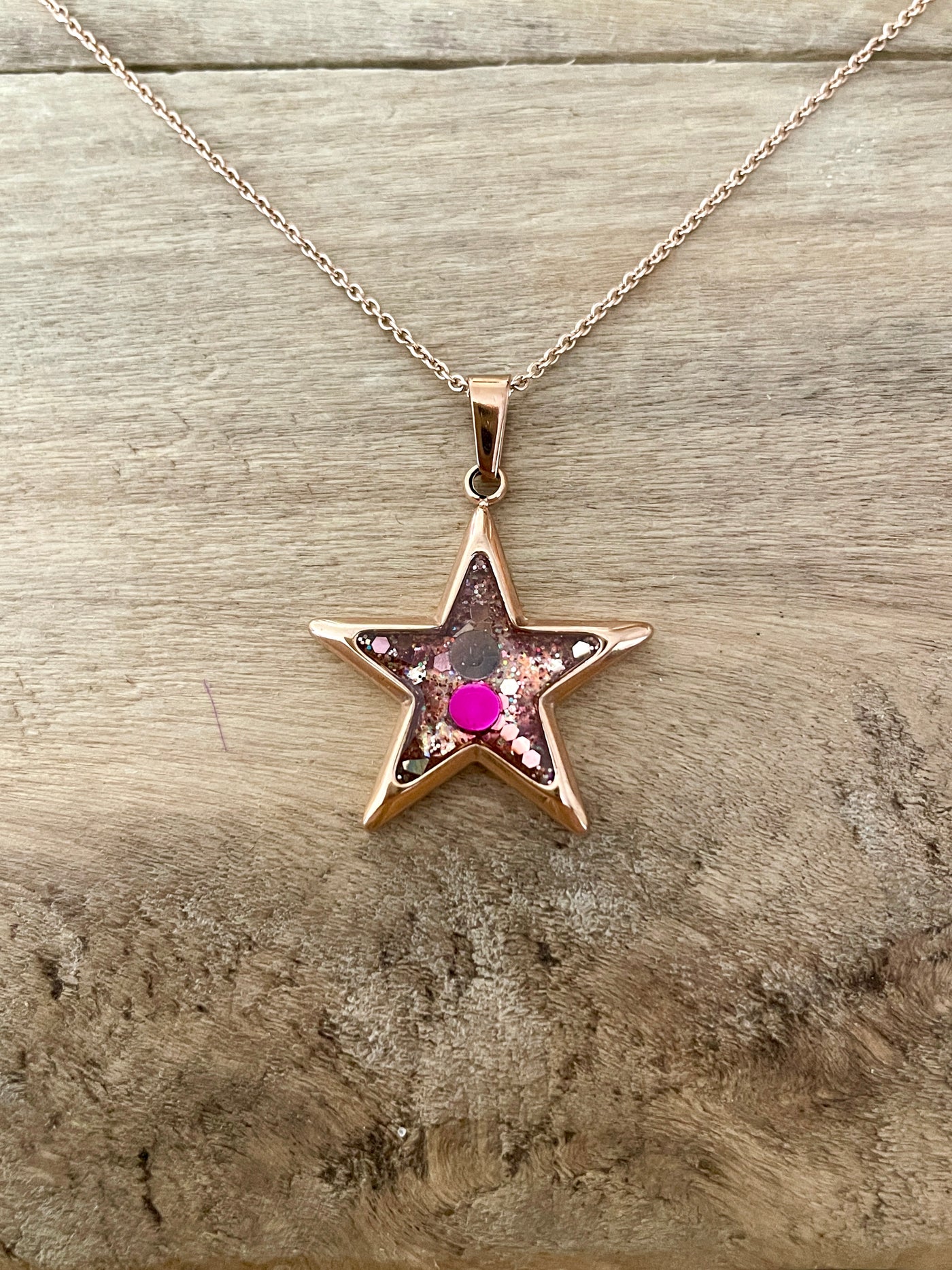 Children's silver necklace Star Anxieties and fears