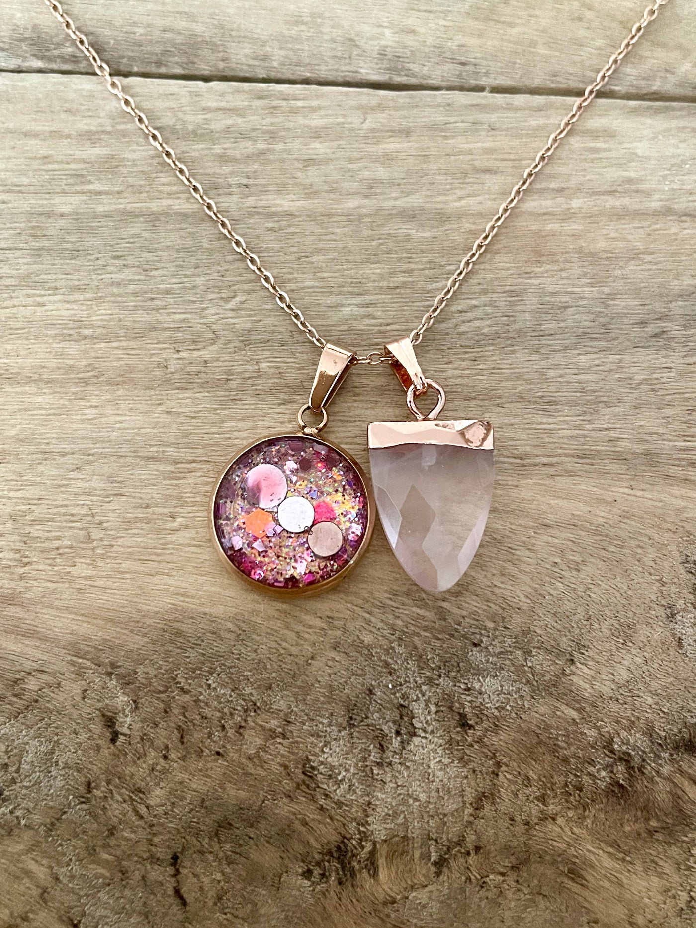 Collier simple or rose QUARTZ ROSE Consciousness