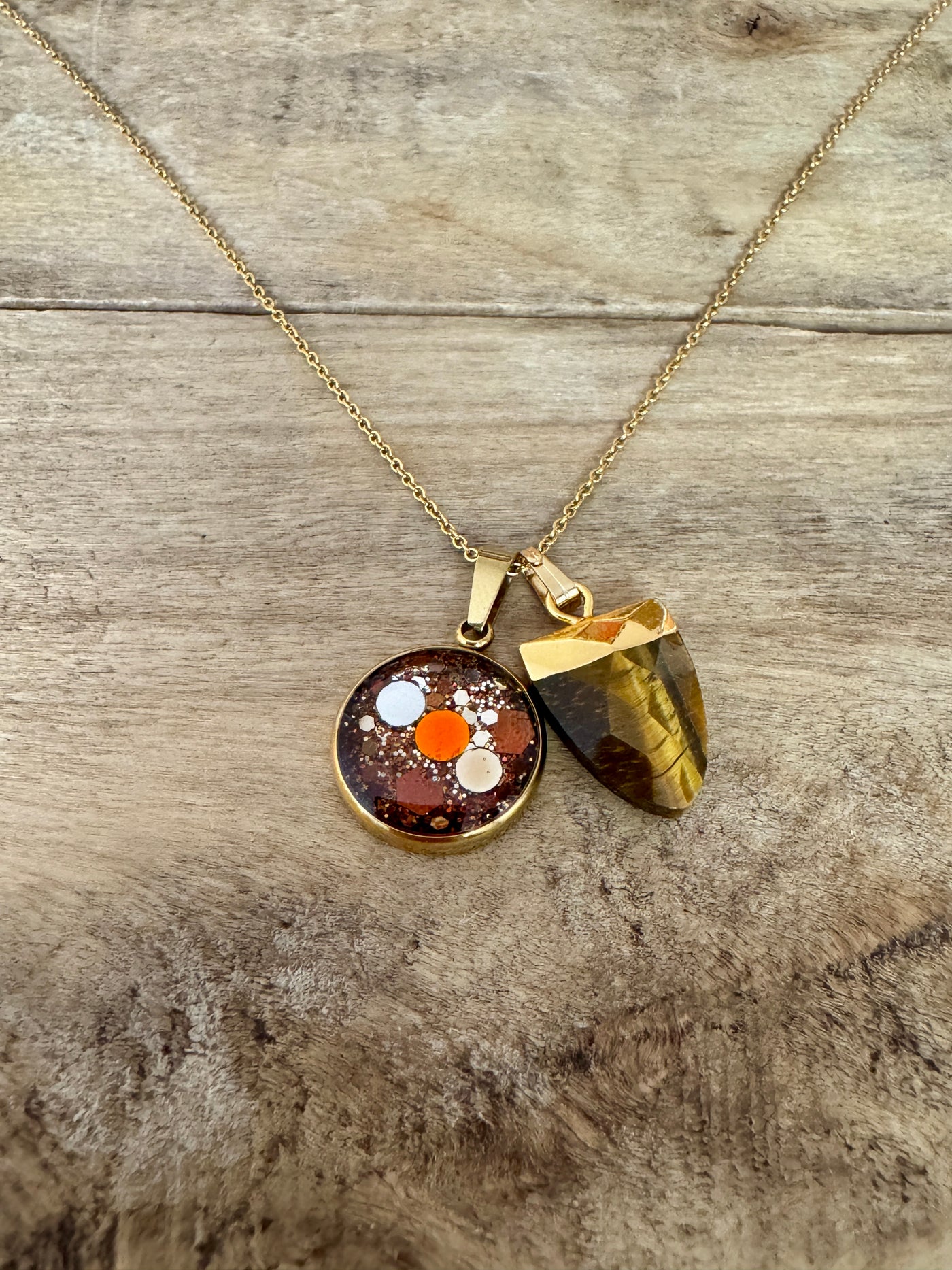 Collier simple doré PUMPKIN FALL OEIL DE TIGRE Lâcher prise