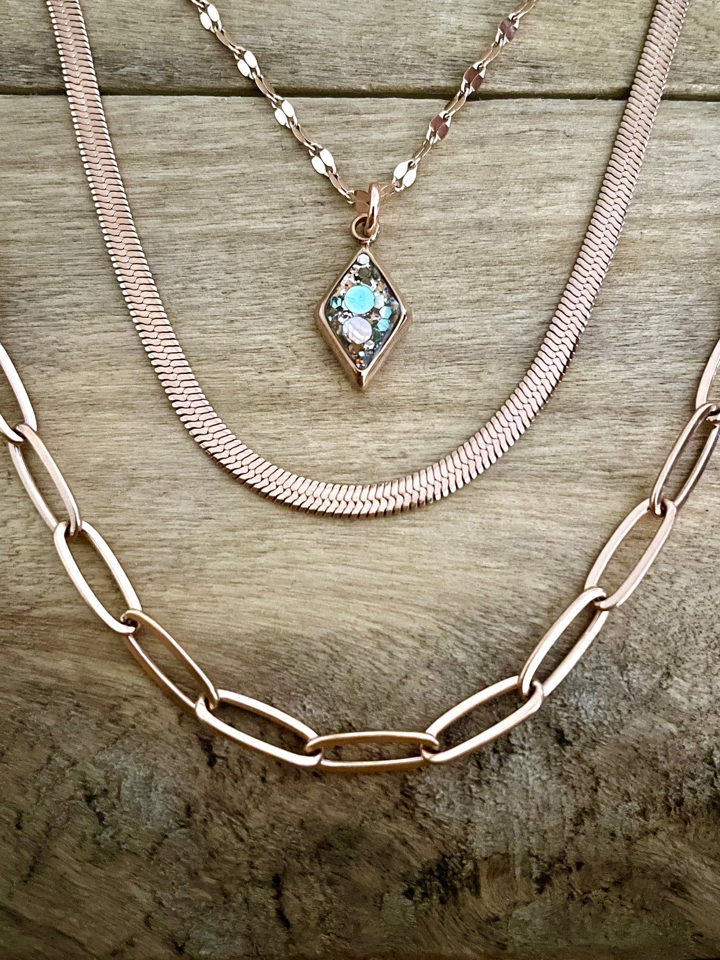 3 row rose gold necklace KENNEDY Sacral Chakra