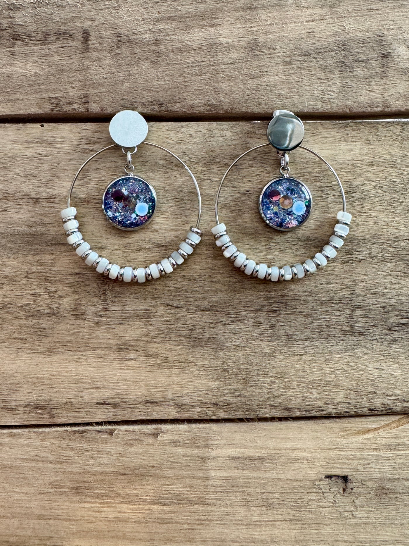 Boucles d'oreilles argentées SHAMBALLAH Pierre de lune Vibration
