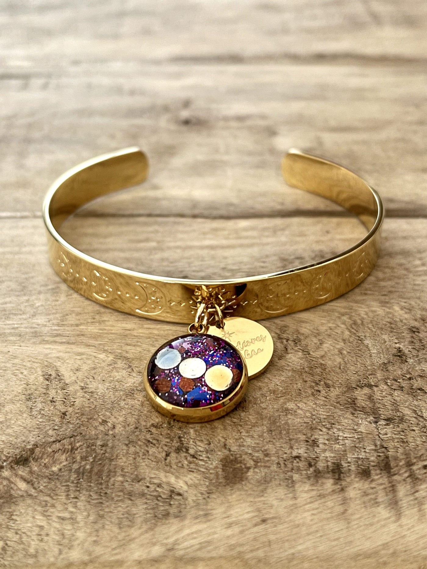Gold bracelet TSUKI Alignment to oneself