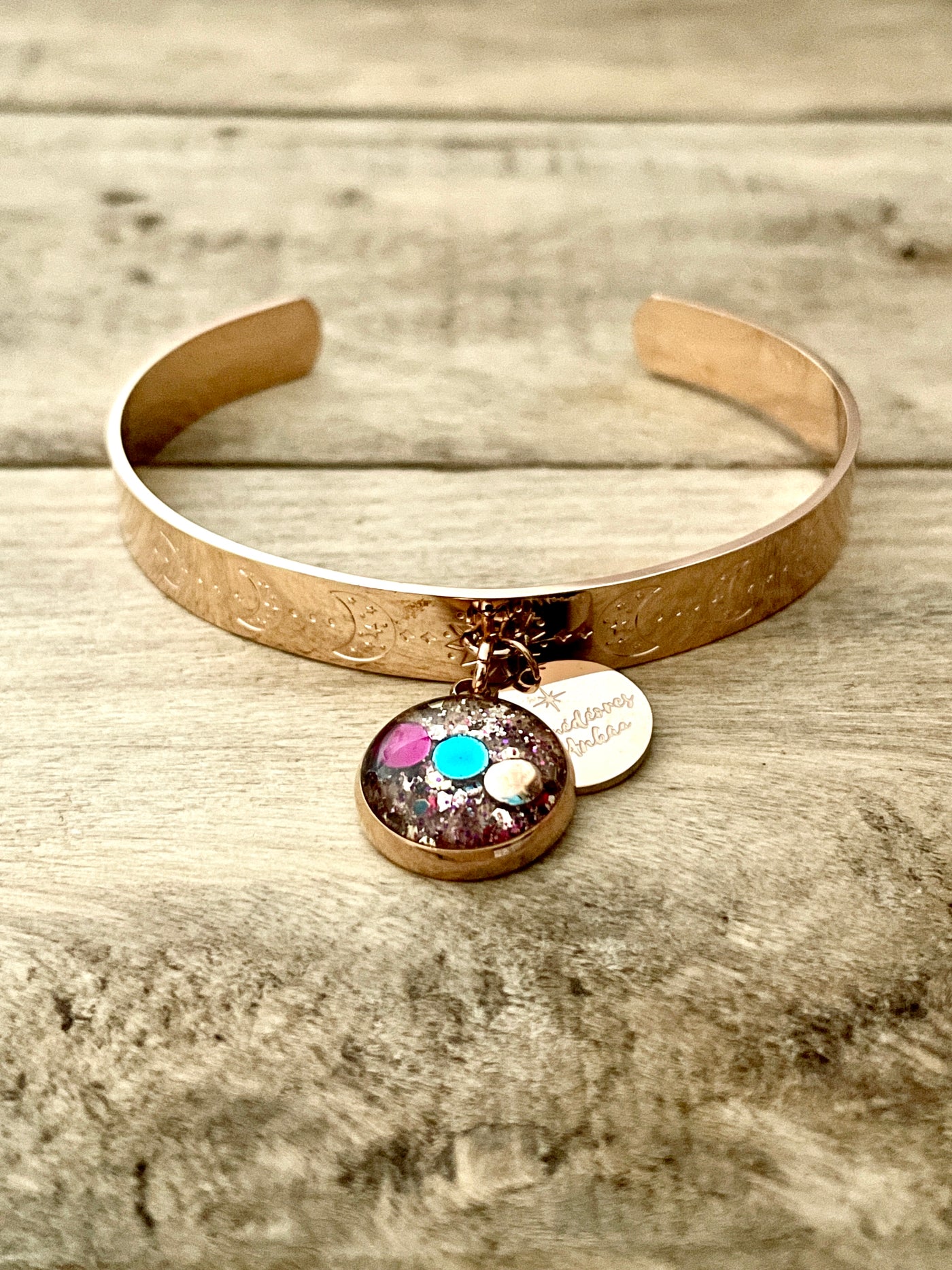 TSUKI Peace &amp; Love rose gold bracelet