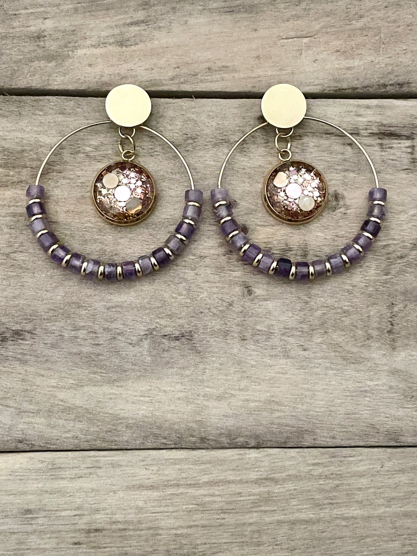 Boucles d'oreilles dorées SHAMBALLAH Amethyste Chakra coeur